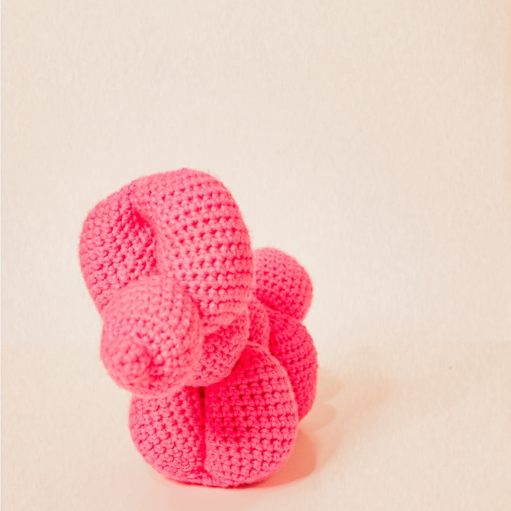 Amigurumi Crochet Balloon Dog Plushie Pink - Picture 1 of 2
